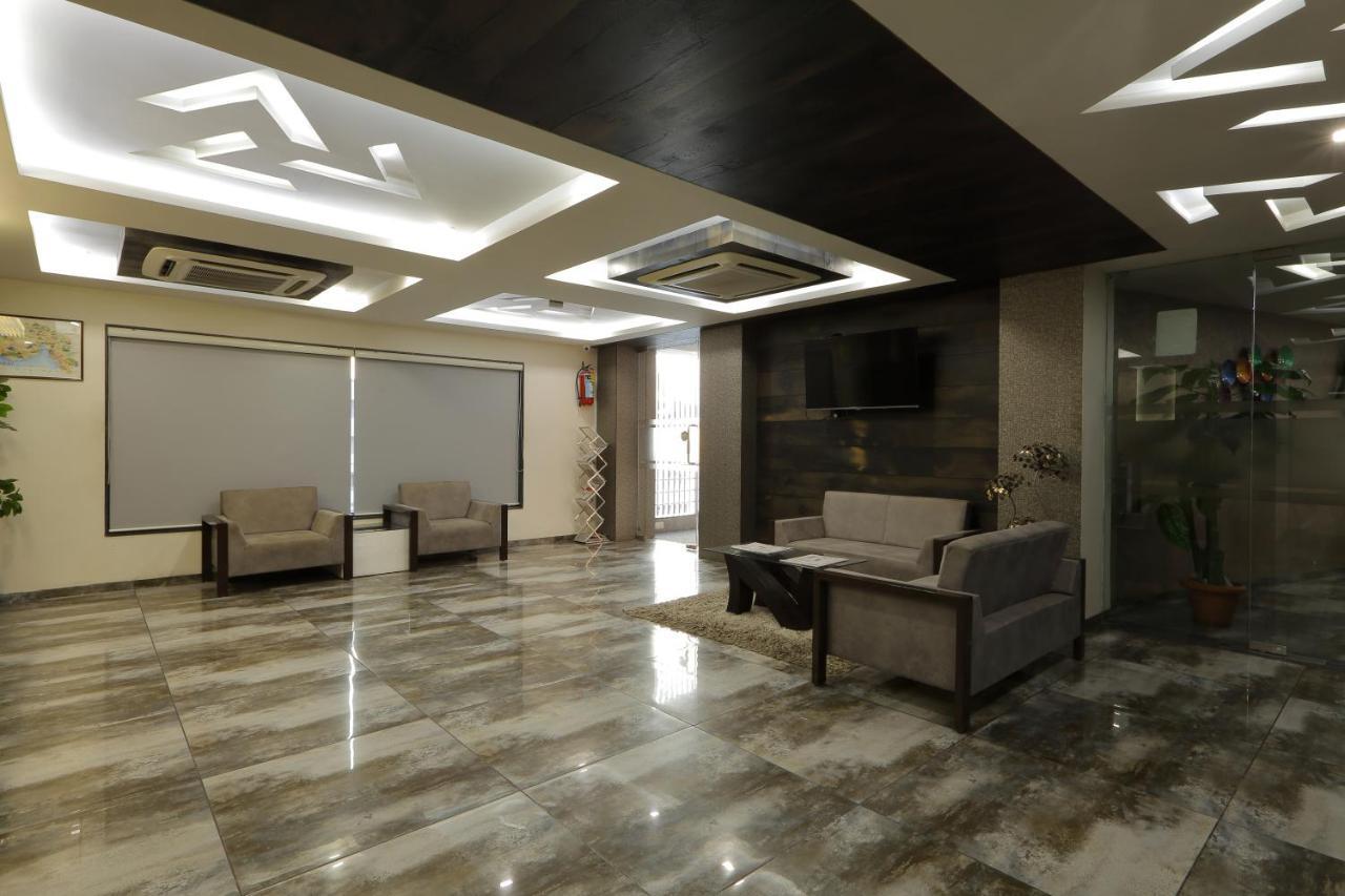Hotel Unity Amhedabad Dış mekan fotoğraf