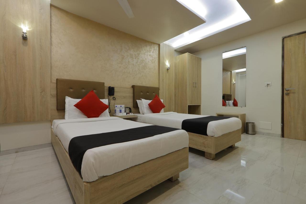 Hotel Unity Amhedabad Dış mekan fotoğraf