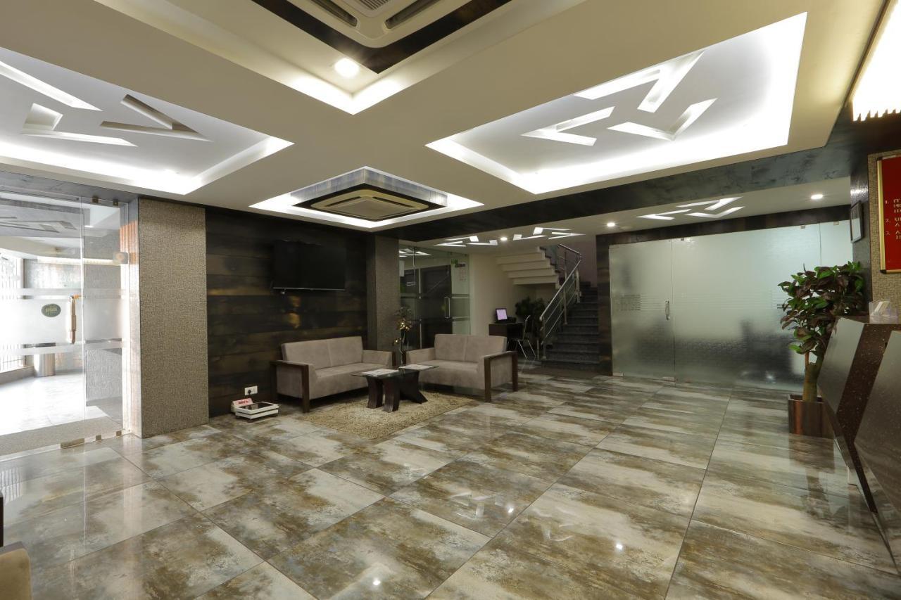 Hotel Unity Amhedabad Dış mekan fotoğraf