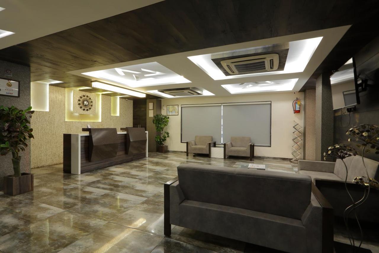 Hotel Unity Amhedabad Dış mekan fotoğraf