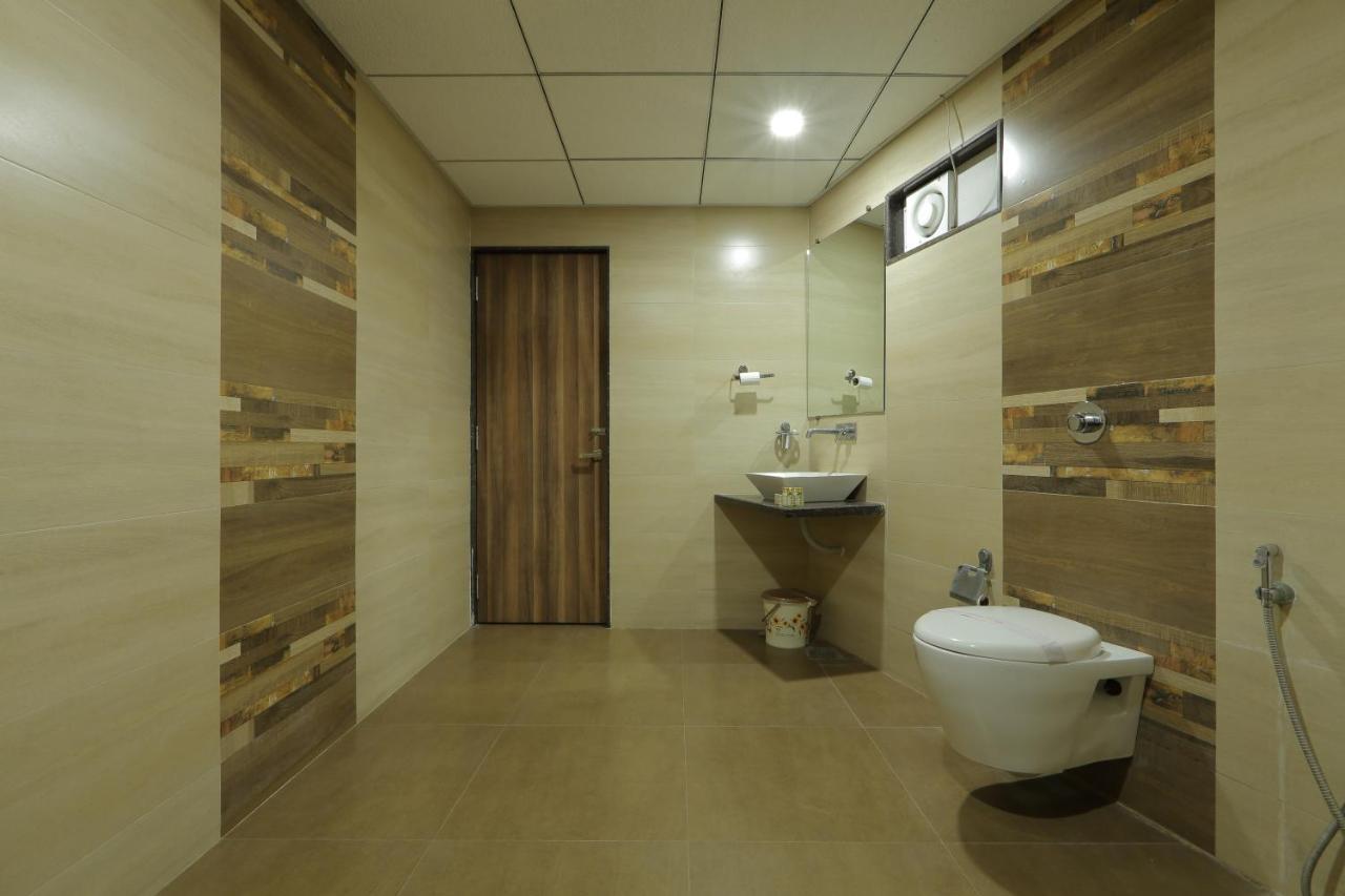 Hotel Unity Amhedabad Dış mekan fotoğraf